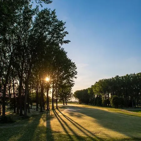 Otel Greenfield Golf & Bük