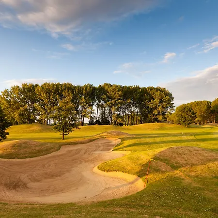 Hotel Greenfield Golf & Bük