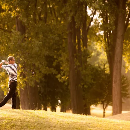 Greenfield Golf & Hotel