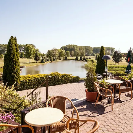 Greenfield Golf & Bük