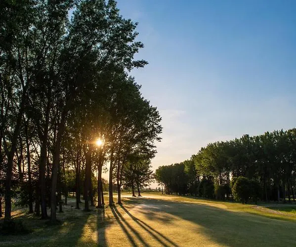 מלון Greenfield Golf & Bük