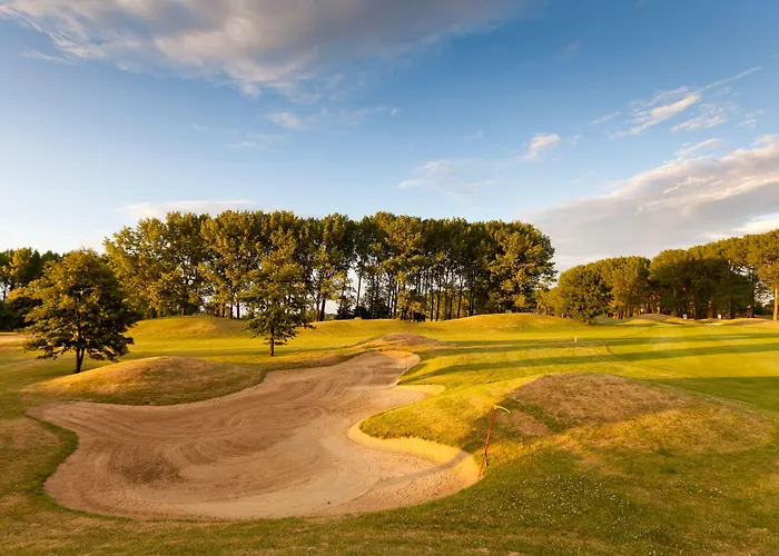 מלון Greenfield Golf & Bük
