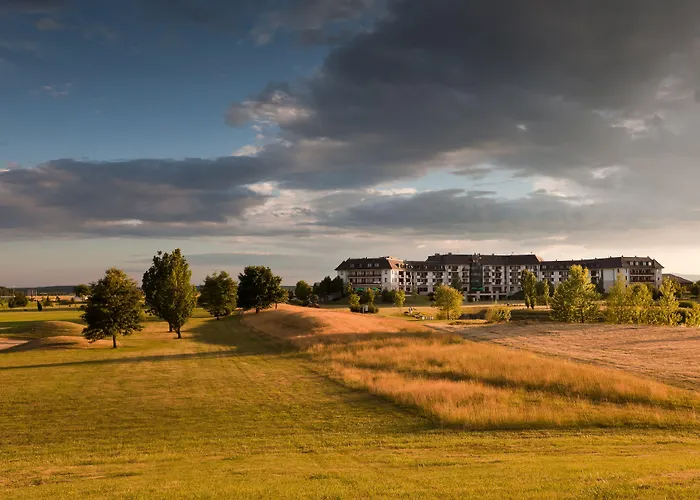 Greenfield Golf & 4*